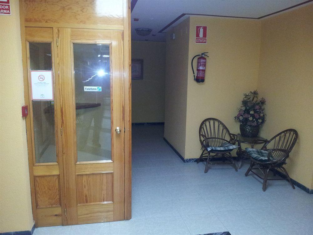 Hotel Lux Aljarafe Mairena del Aljarafe Bagian luar foto