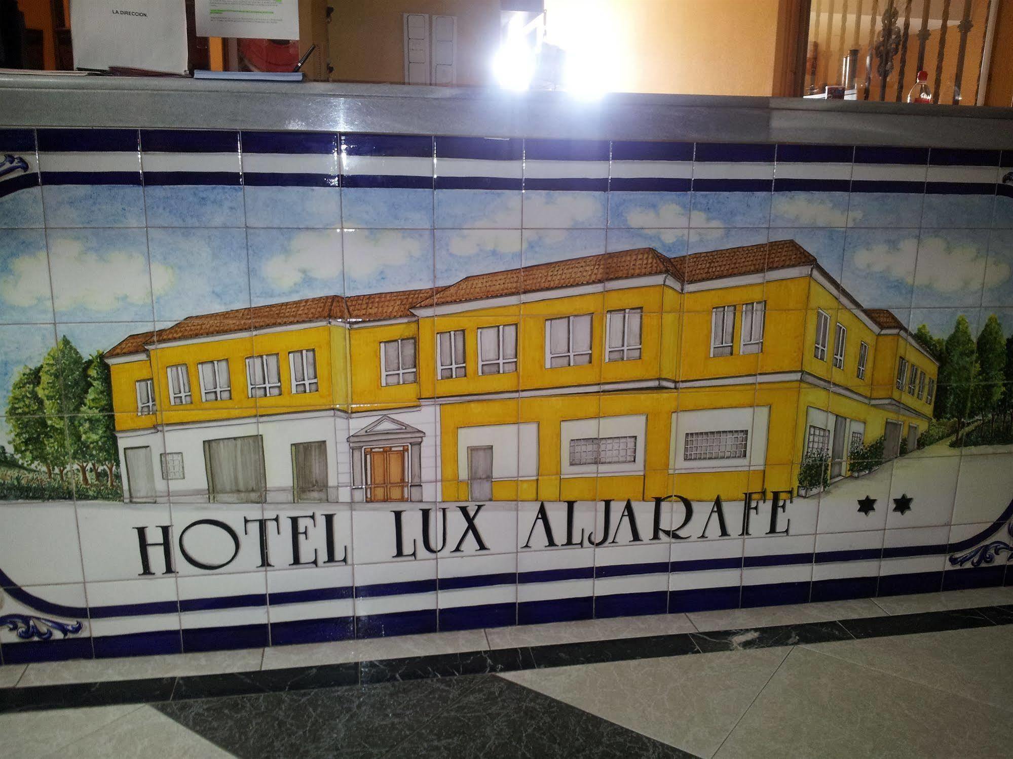 Hotel Lux Aljarafe Mairena del Aljarafe Bagian luar foto
