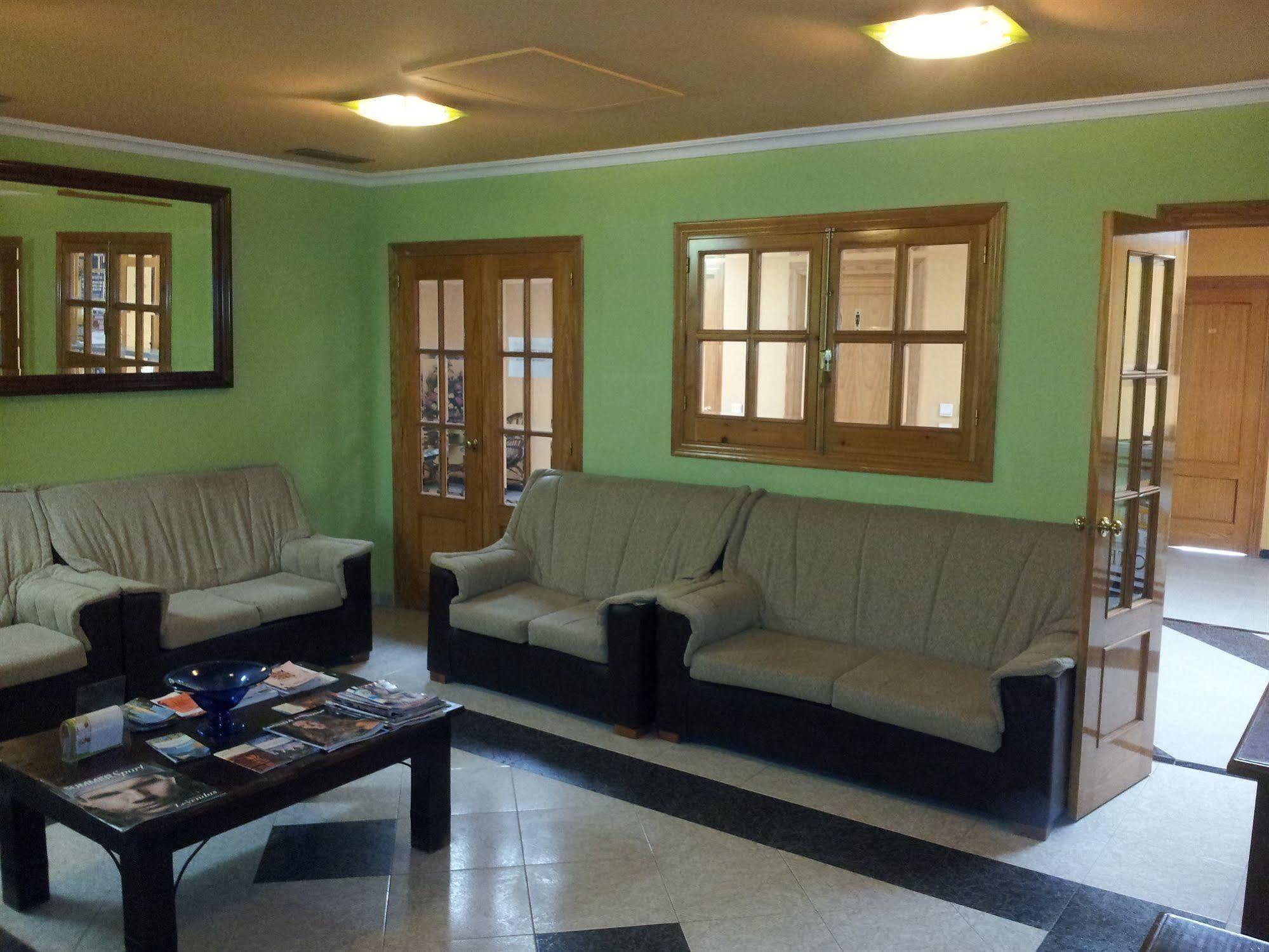 Hotel Lux Aljarafe Mairena del Aljarafe Bagian luar foto