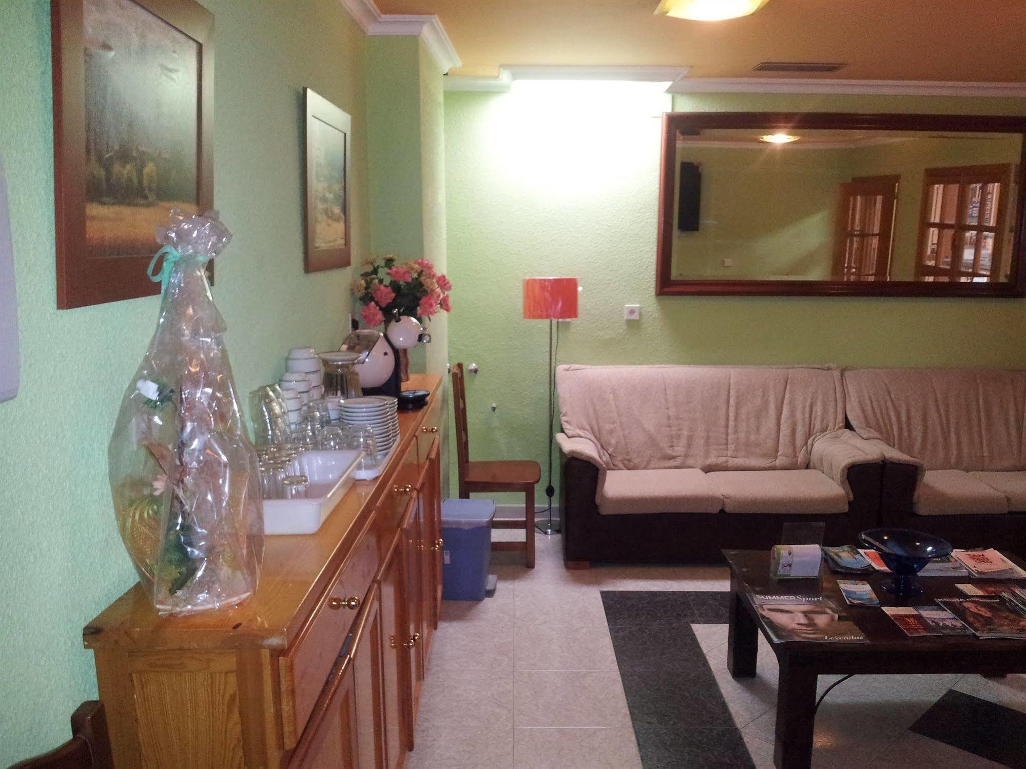 Hotel Lux Aljarafe Mairena del Aljarafe Bagian luar foto