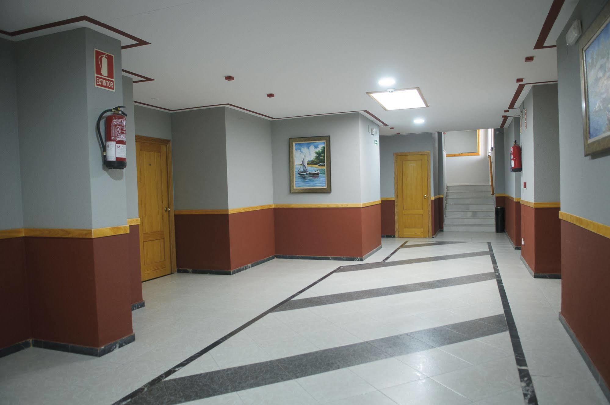 Hotel Lux Aljarafe Mairena del Aljarafe Bagian luar foto