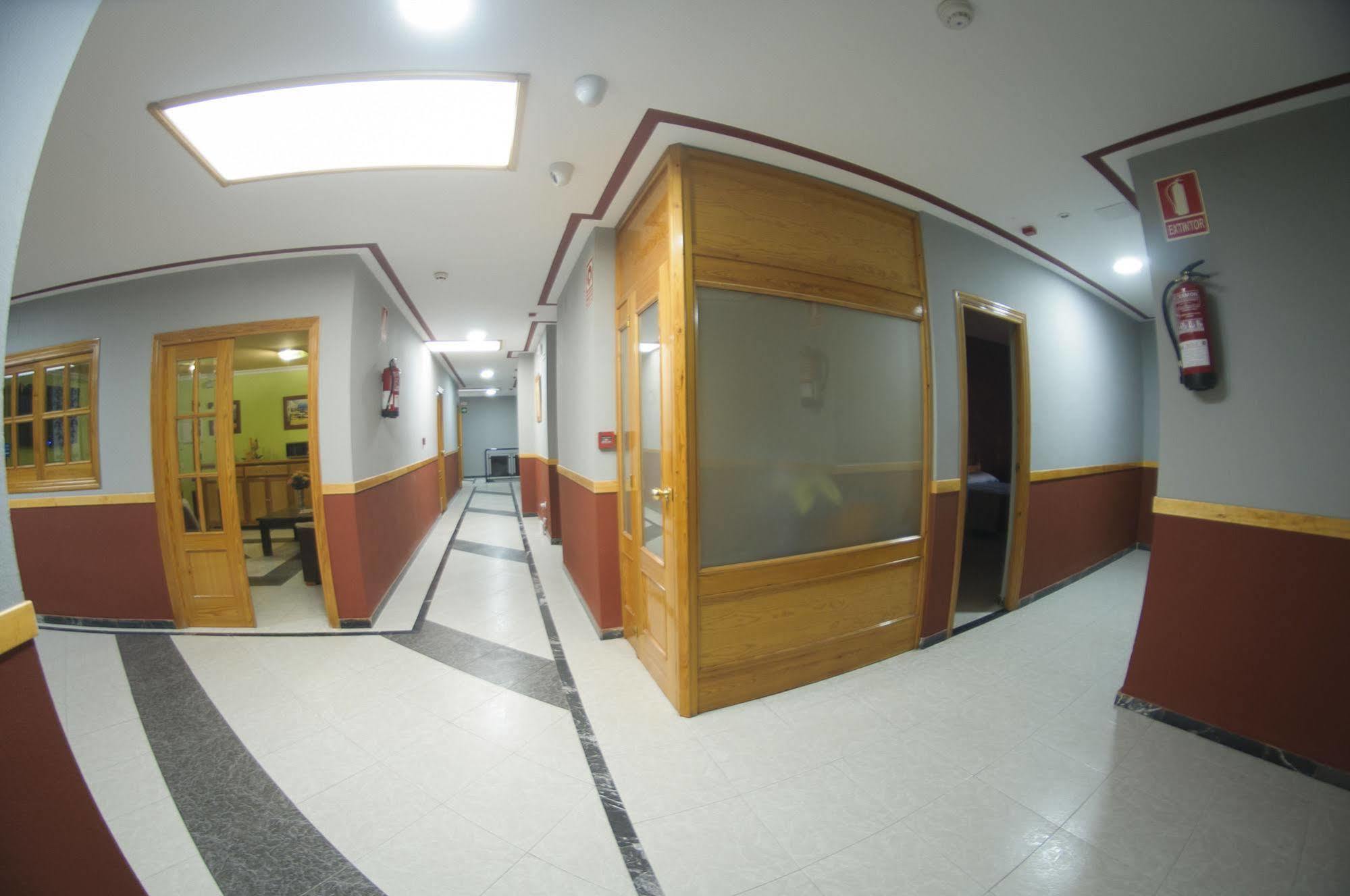 Hotel Lux Aljarafe Mairena del Aljarafe Bagian luar foto