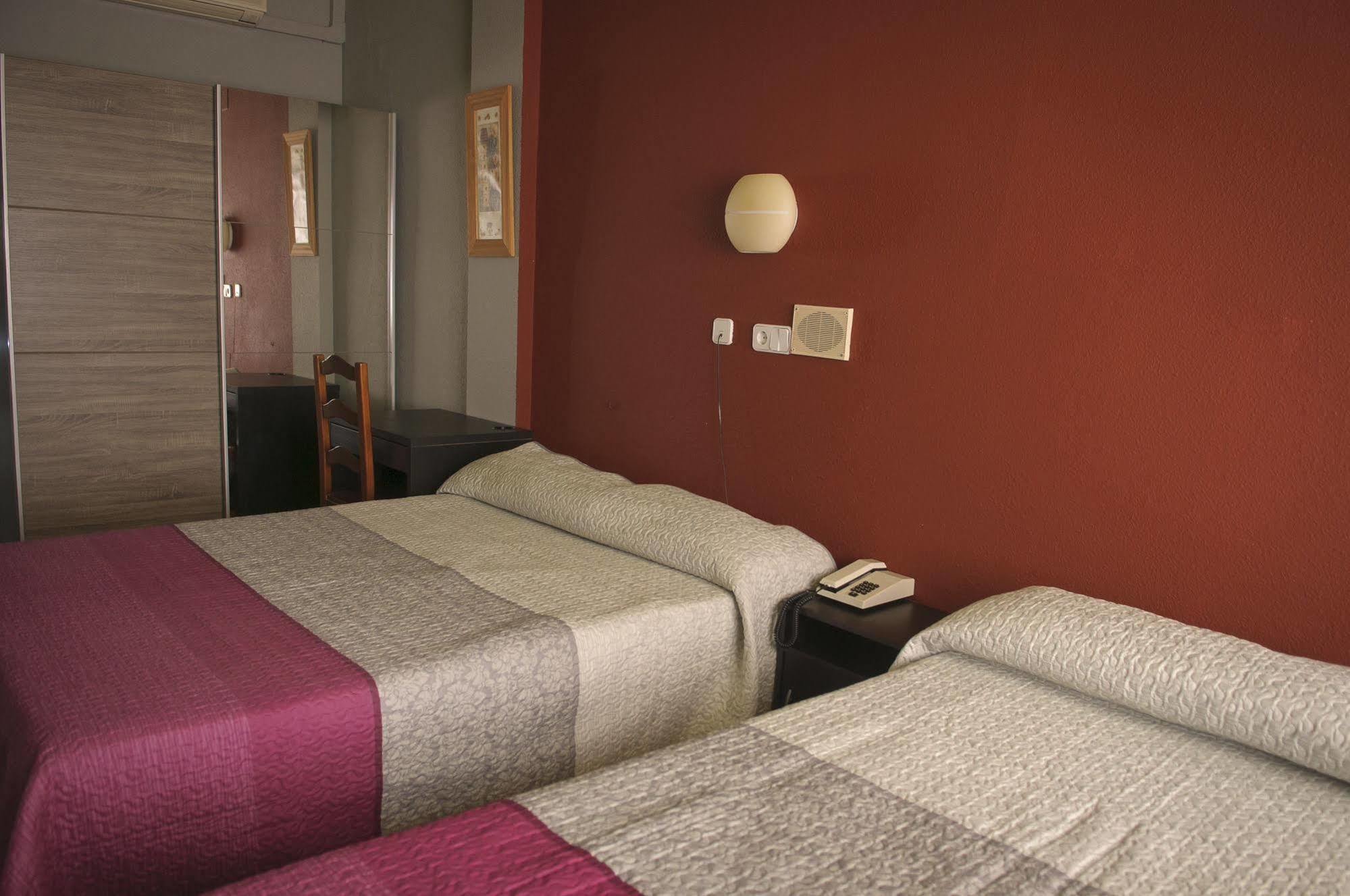Hotel Lux Aljarafe Mairena del Aljarafe Bagian luar foto